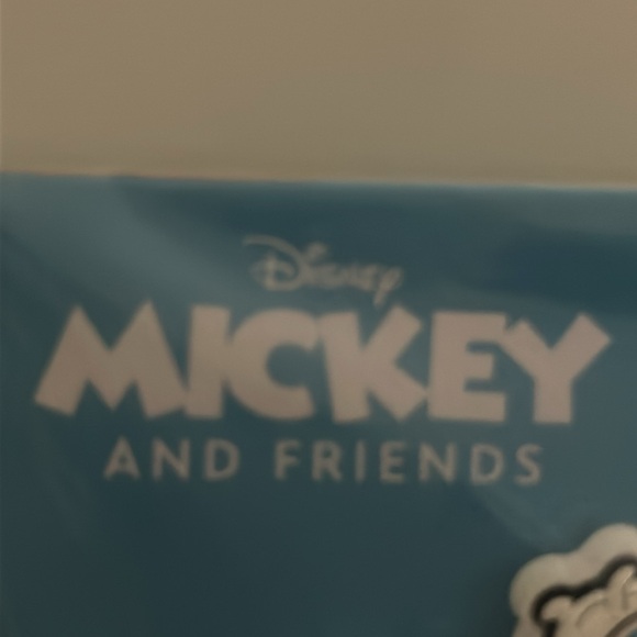 5 Disney & Friends Crocks Charms - Micky Minnie Donald Goofy & Pluto New! $30 - Picture 6 of 12